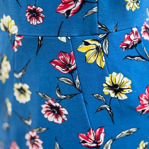 Lands' End Blue Halter Midi Dress for Casual Resort Wear - Picture 4 of 13